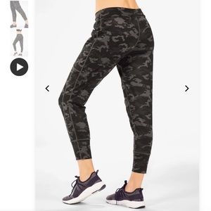 Fabletic Camo Joggers